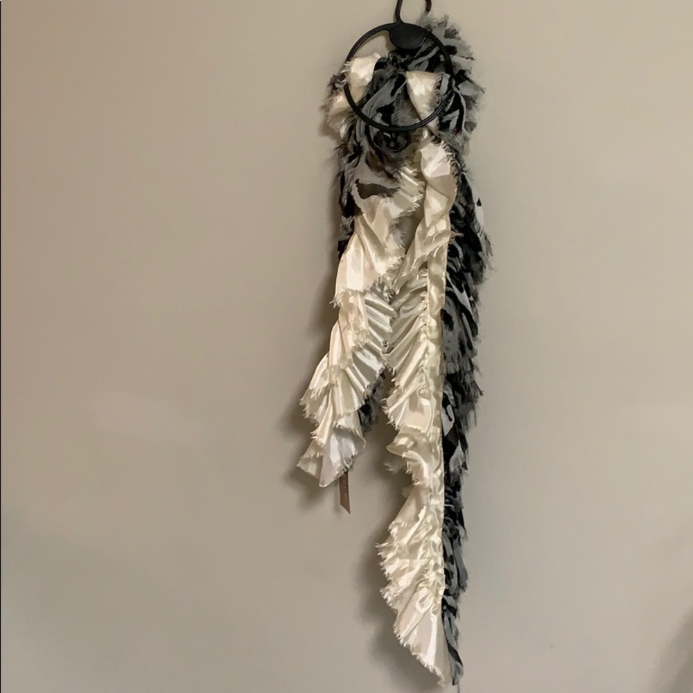 $5 Taleen Ivory Fashion Scarf with Frayed look